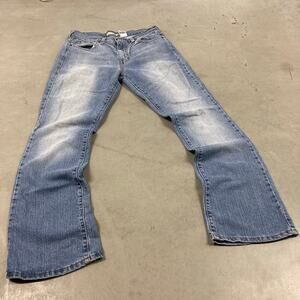 Levi’s low rise bootcut jeans 30x31